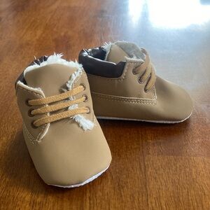 NWOT Warm Snow Short Boots First Walkers